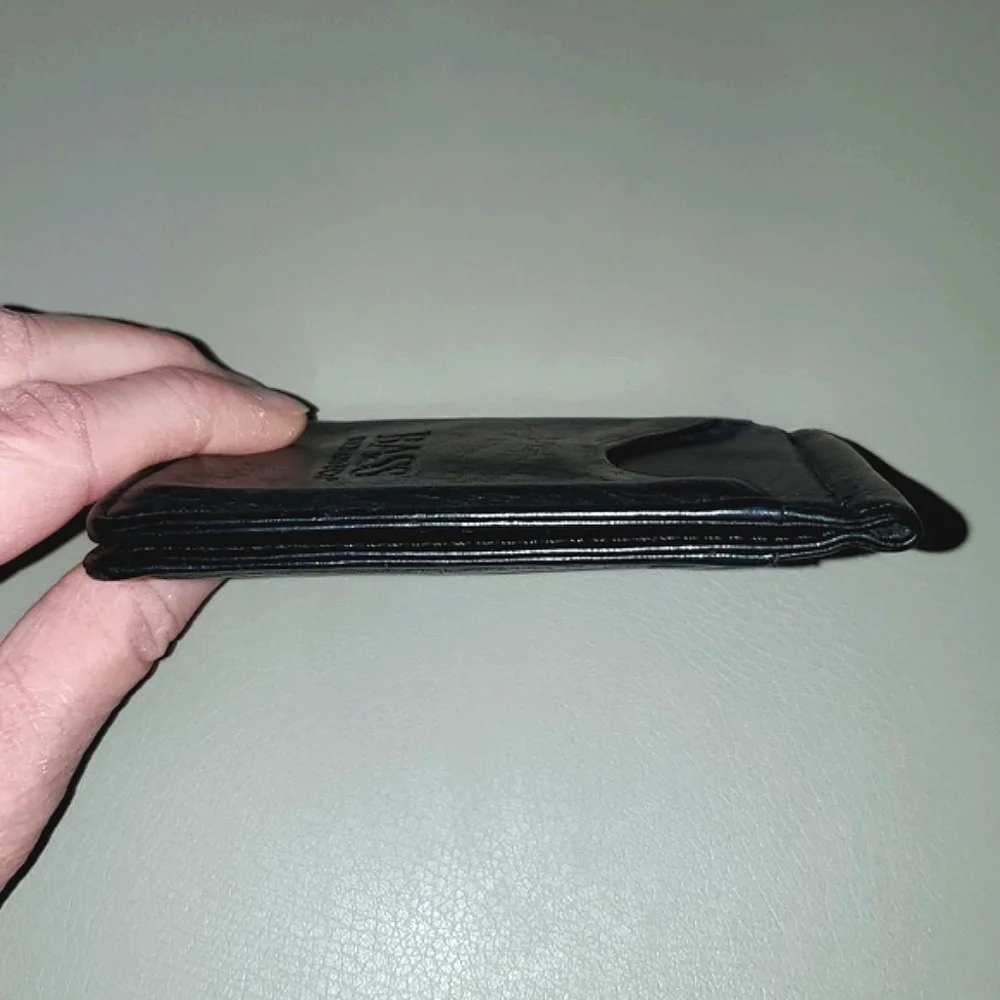 G.H. Bass & Co. Leather Card Holder Money Clip